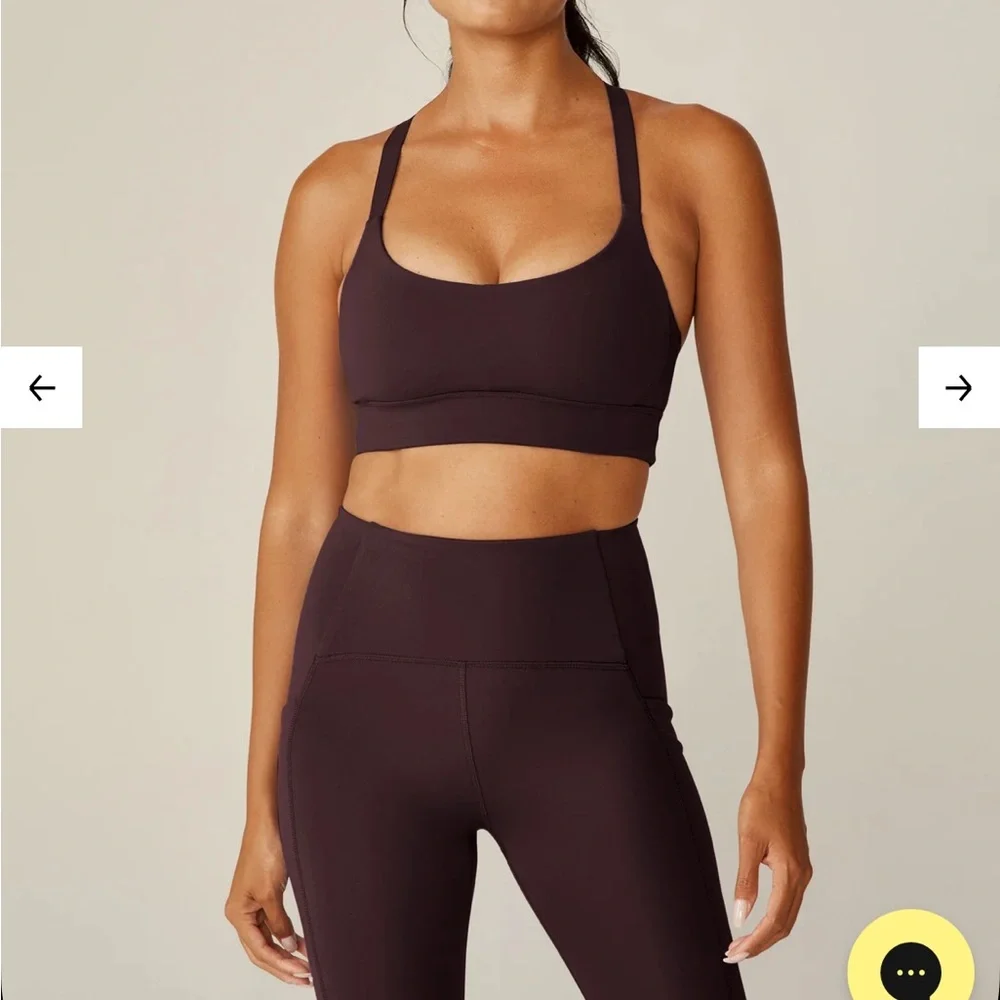 Sports Bra and legging set - Picture 4 of 7